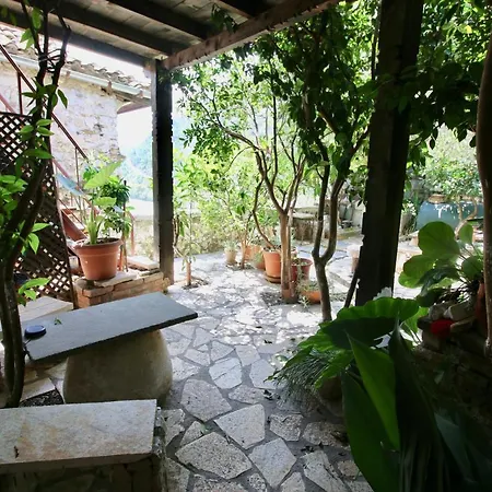 Nasho Vruho Hotel 3*